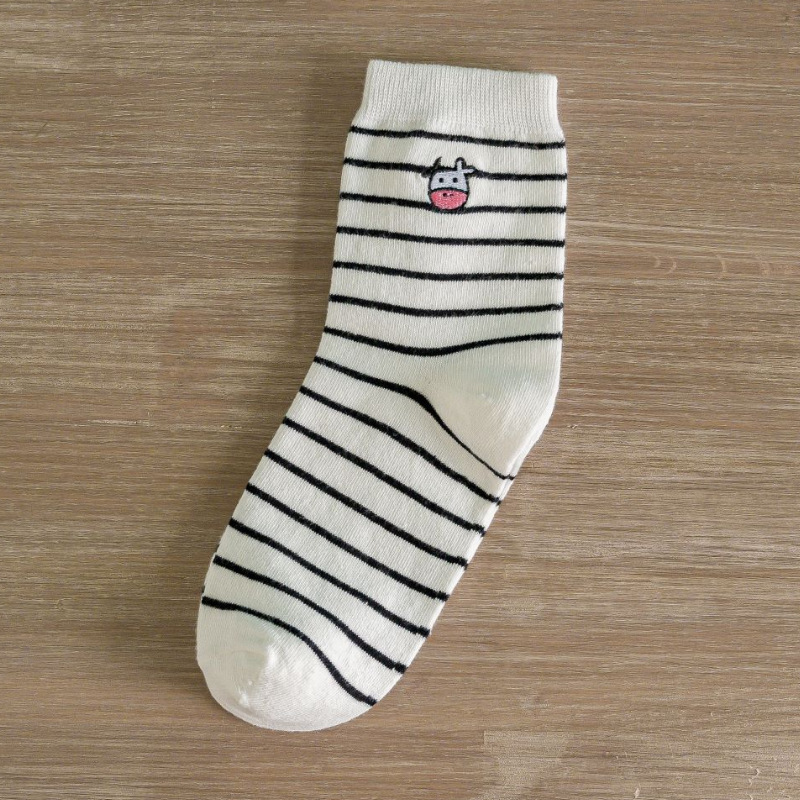 Sweet  Crew Socks Female Korean Institute Wind Cute Japanese Students In Spring And Autumn Wild Striped Crew Socks